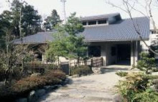 img1.jpg